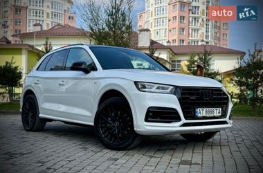 Внедорожник / Кроссовер Audi Q5 2020 в Ивано-Франковске