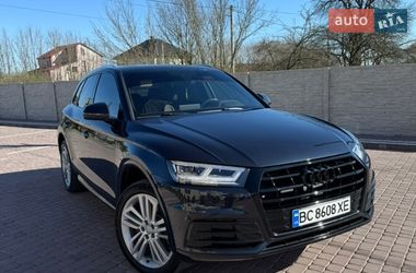 Позашляховик / Кросовер Audi Q5 2018 в Львові