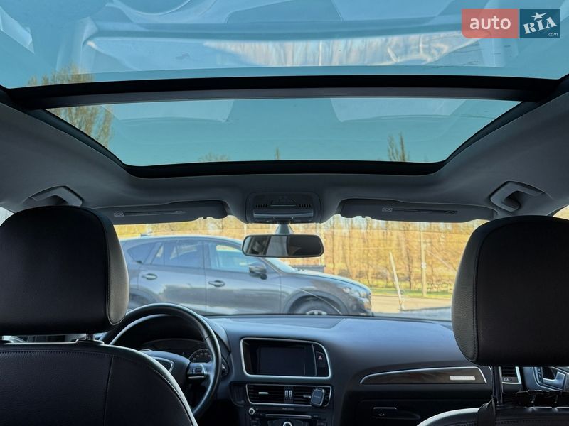 Позашляховик / Кросовер Audi Q5 2016 в Києві