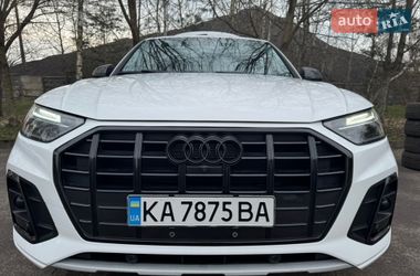 Внедорожник / Кроссовер Audi Q5 2021 в Киеве
