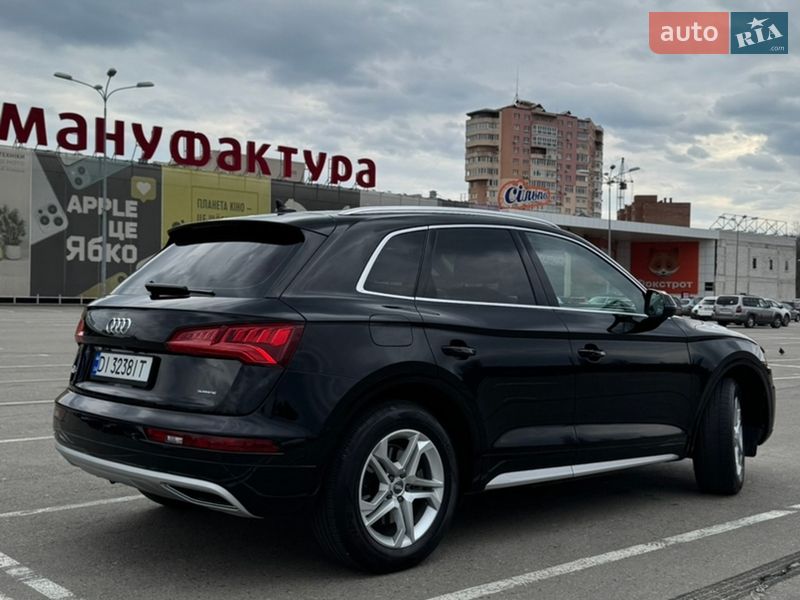 Позашляховик / Кросовер Audi Q5 2019 в Сумах