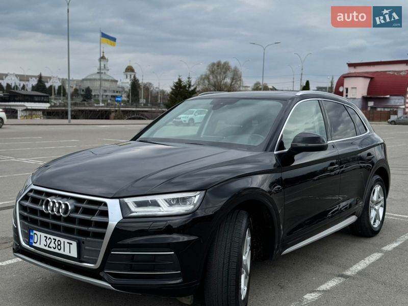 Позашляховик / Кросовер Audi Q5 2019 в Сумах