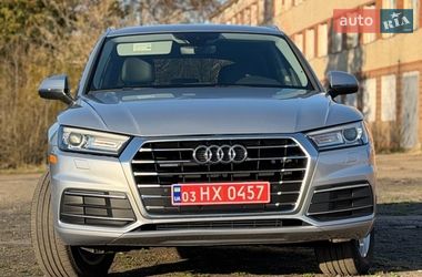 Внедорожник / Кроссовер Audi Q5 2018 в Сокале
