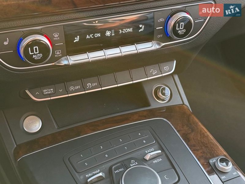 Позашляховик / Кросовер Audi Q5 2018 в Сокалі