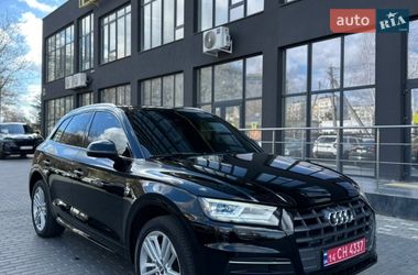 Внедорожник / Кроссовер Audi Q5 2018 в Киеве