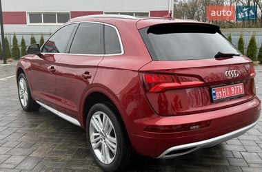 Позашляховик / Кросовер Audi Q5 2018 в Луцьку