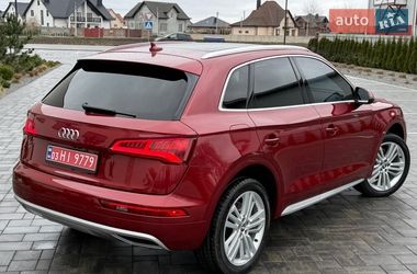 Позашляховик / Кросовер Audi Q5 2018 в Луцьку