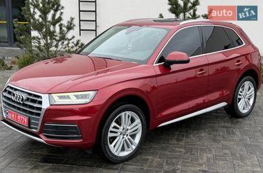 Позашляховик / Кросовер Audi Q5 2018 в Луцьку