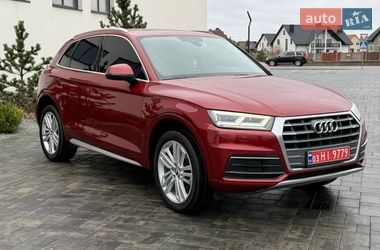 Позашляховик / Кросовер Audi Q5 2018 в Луцьку