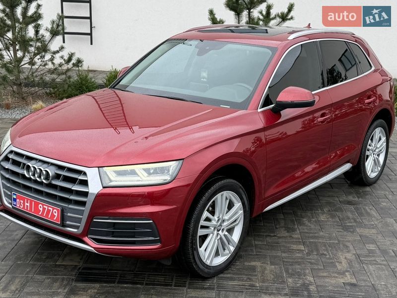Позашляховик / Кросовер Audi Q5 2018 в Луцьку