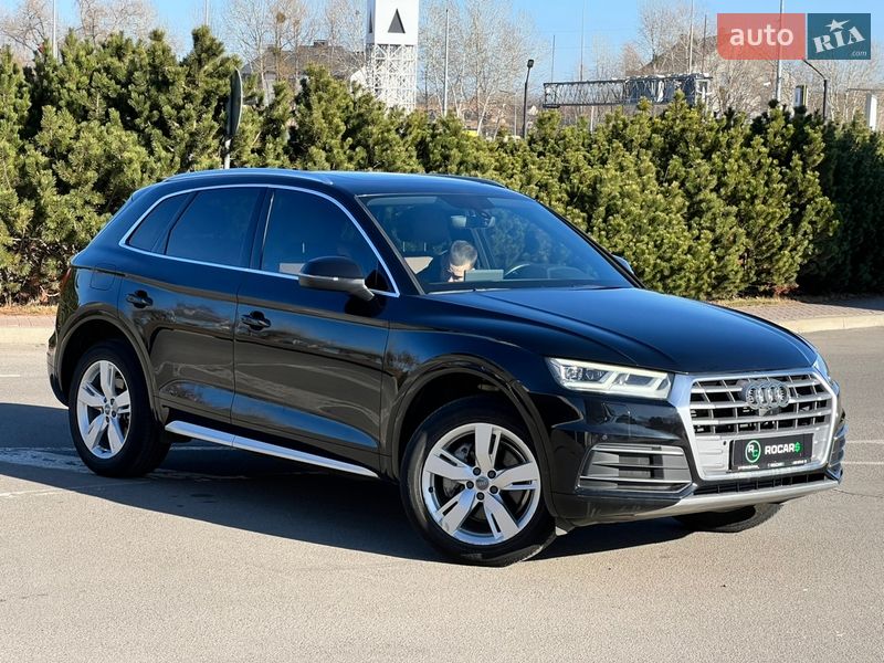 Внедорожник / Кроссовер Audi Q5 2018 в Киеве