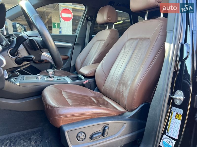 Внедорожник / Кроссовер Audi Q5 2018 в Киеве