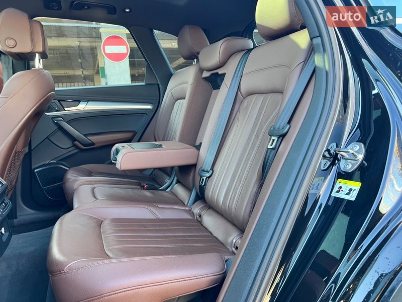 Внедорожник / Кроссовер Audi Q5 2018 в Киеве