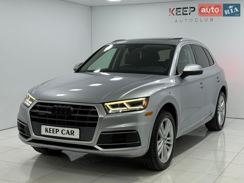 Позашляховик / Кросовер Audi Q5 2019 в Одесі