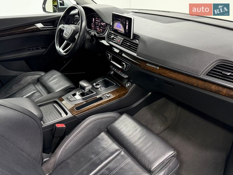 Позашляховик / Кросовер Audi Q5 2019 в Одесі