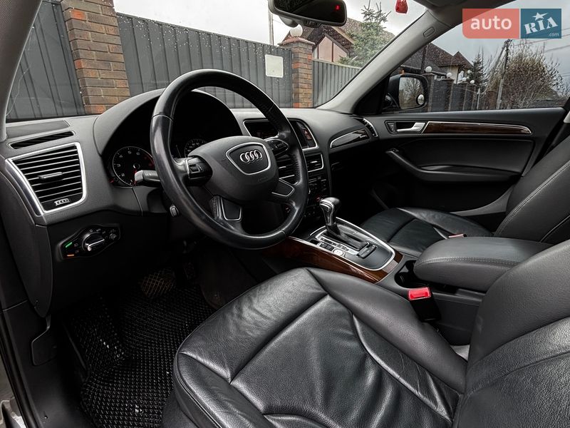 Внедорожник / Кроссовер Audi Q5 2015 в Белогородке