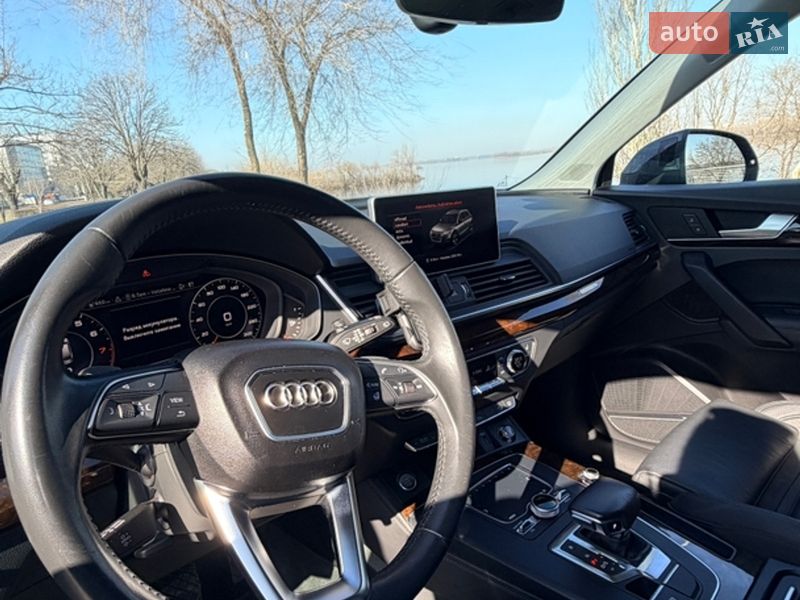 Позашляховик / Кросовер Audi Q5 2018 в Дніпрі фото 17 Позашляховик / Кросовер Audi Q5 2018 в Дніпрі