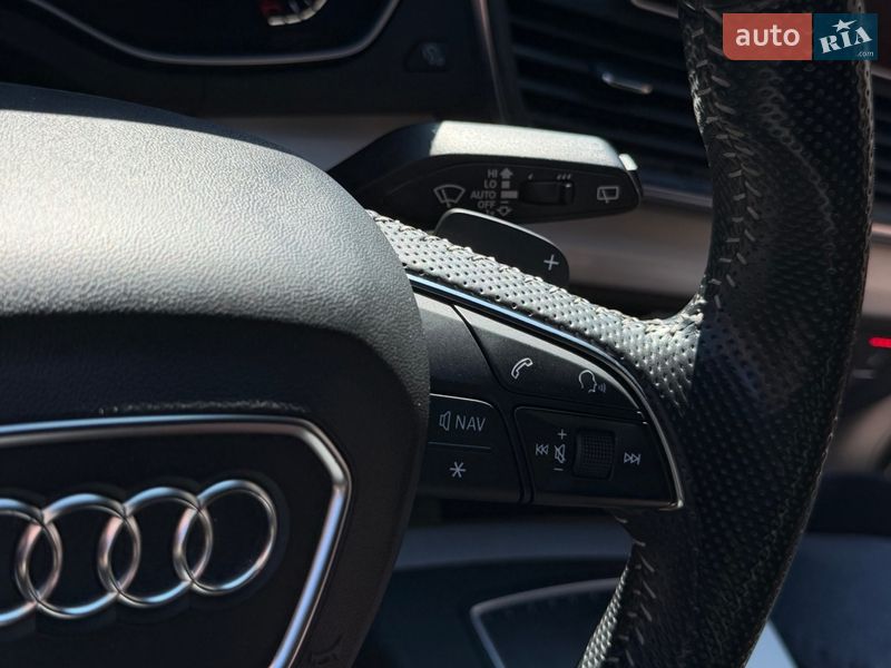 Позашляховик / Кросовер Audi Q5 2017 в Хусті