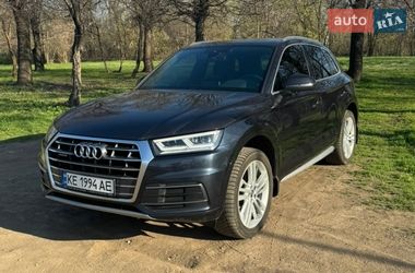 Внедорожник / Кроссовер Audi Q5 2017 в Кривом Роге