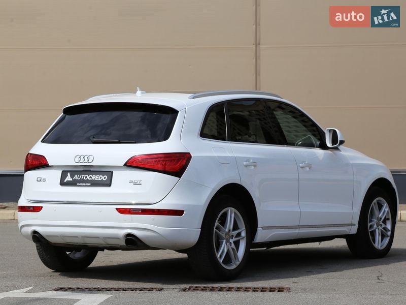Позашляховик / Кросовер Audi Q5 2014 в Києві