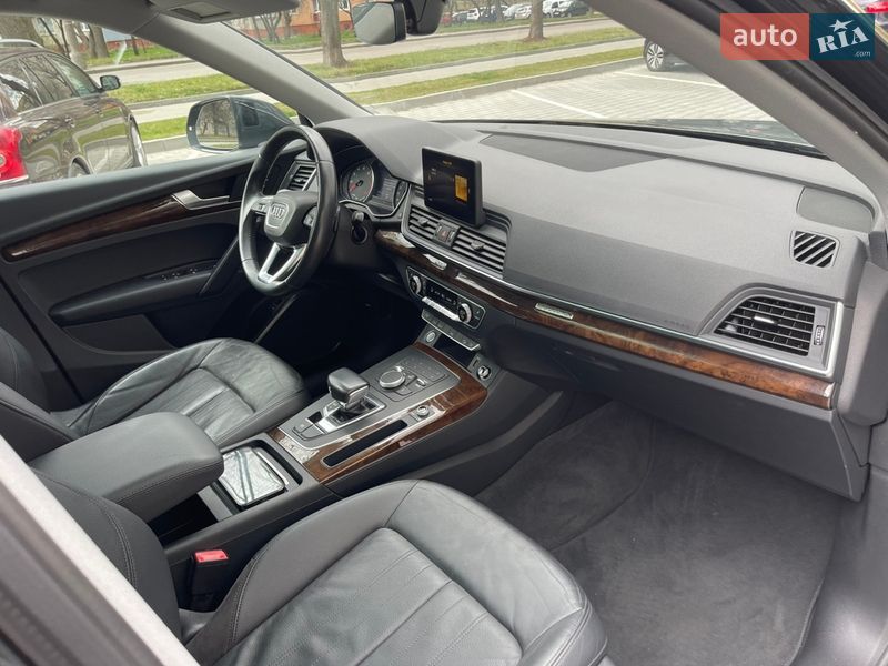 Внедорожник / Кроссовер Audi Q5 2020 в Ровно