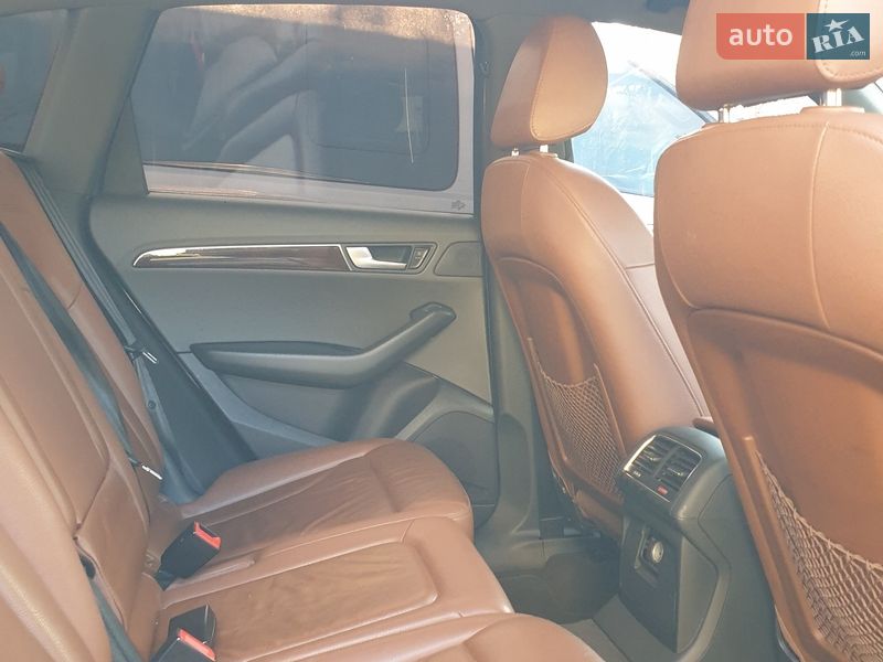 Внедорожник / Кроссовер Audi Q5 2009 в Одессе