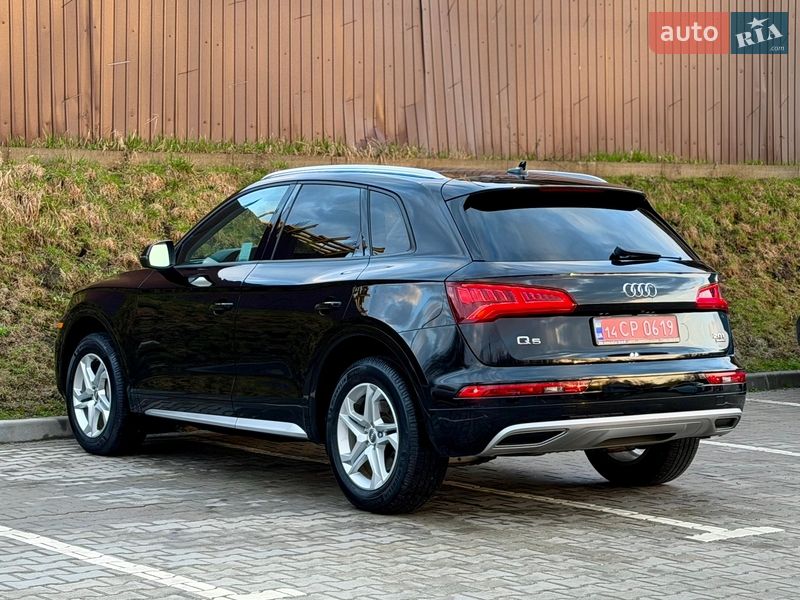Позашляховик / Кросовер Audi Q5 2018 в Тернополі фото 15 Позашляховик / Кросовер Audi Q5 2018 в Тернополі