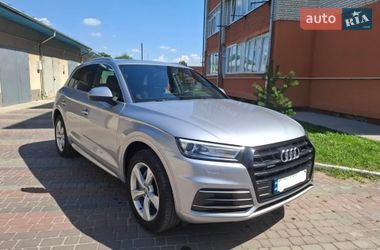Внедорожник / Кроссовер Audi Q5 2017 в Чорткове
