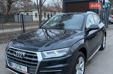 Внедорожник / Кроссовер Audi Q5 2017 в Полтаве