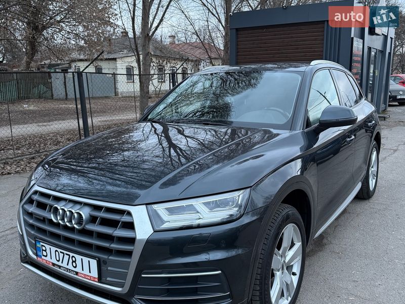 Внедорожник / Кроссовер Audi Q5 2017 в Полтаве
