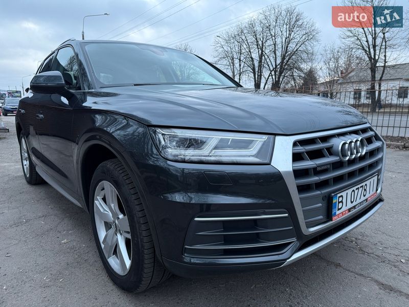 Внедорожник / Кроссовер Audi Q5 2017 в Полтаве