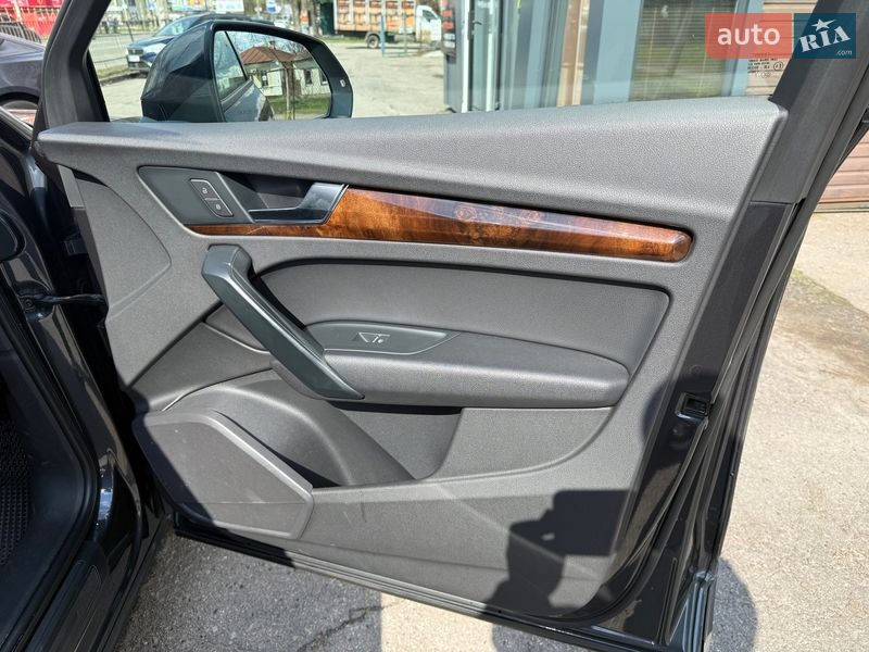 Внедорожник / Кроссовер Audi Q5 2017 в Полтаве