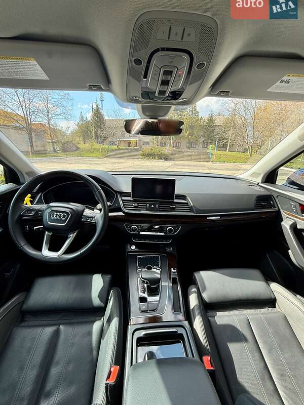 Позашляховик / Кросовер Audi Q5 2018 в Червоному Донці фото 17 Позашляховик / Кросовер Audi Q5 2018 в Червоному Донці