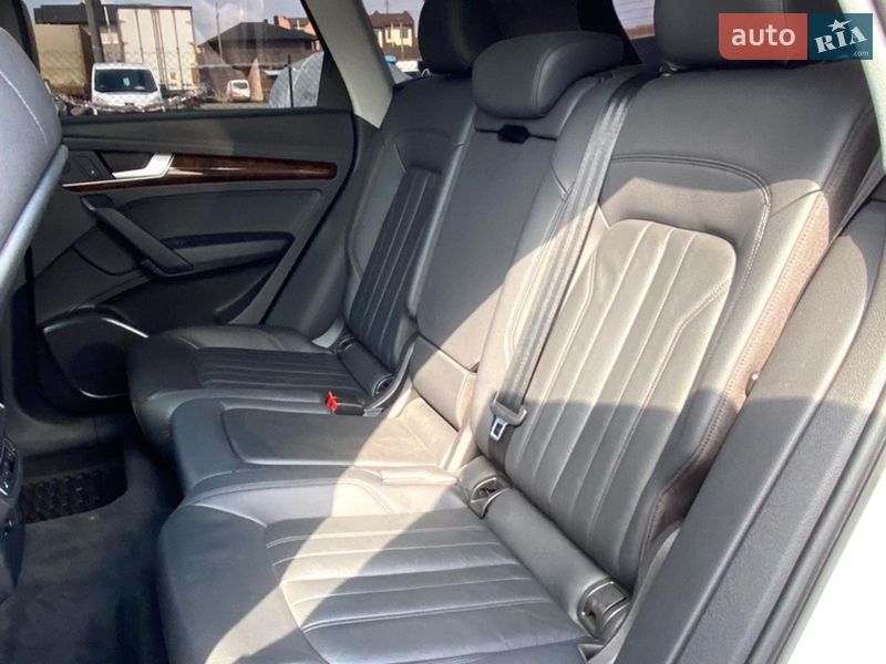 Позашляховик / Кросовер Audi Q5 2018 в Рівному фото 17 Позашляховик / Кросовер Audi Q5 2018 в Рівному