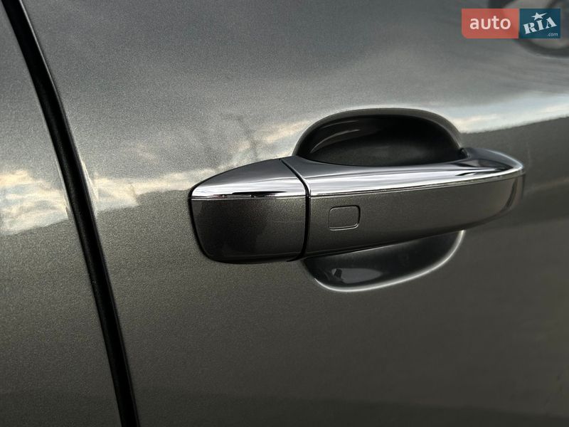 Внедорожник / Кроссовер Audi Q5 2015 в Ирпене