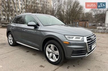 Позашляховик / Кросовер Audi Q5 2018 в Києві