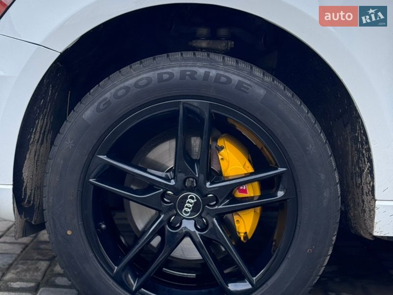 Позашляховик / Кросовер Audi Q5 2012 в Сокалі