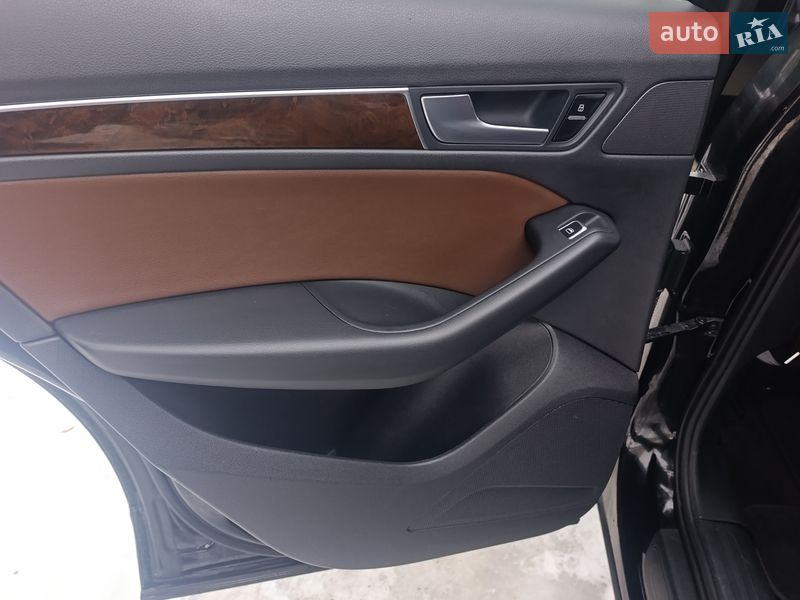 Позашляховик / Кросовер Audi Q5 2016 в Києві