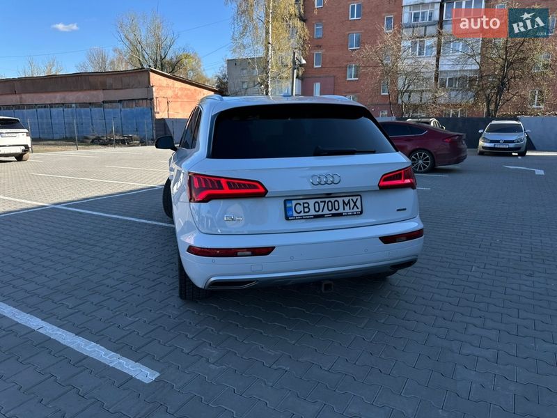 Внедорожник / Кроссовер Audi Q5 2019 в Нежине