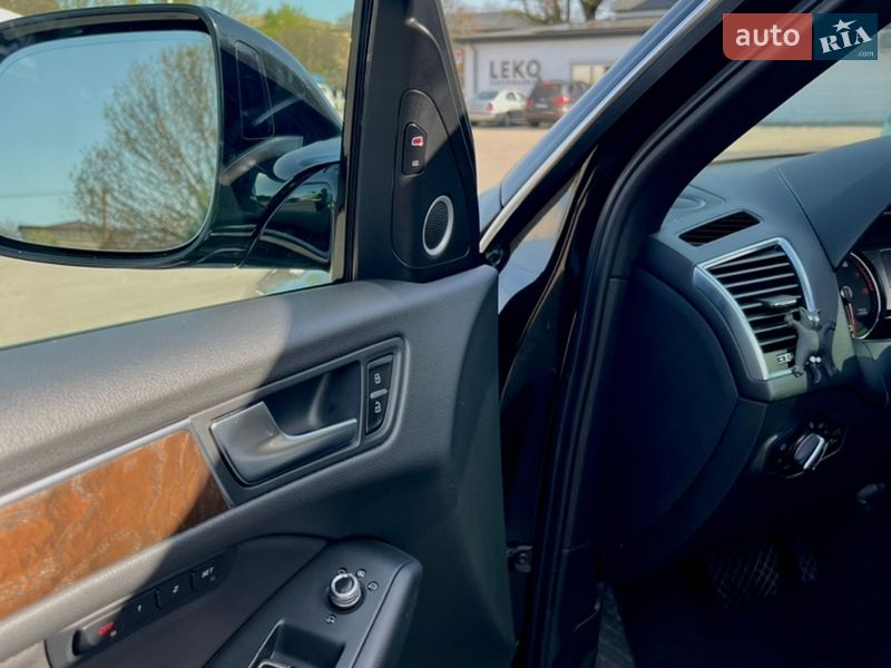 Позашляховик / Кросовер Audi Q5 2016 в Сараті