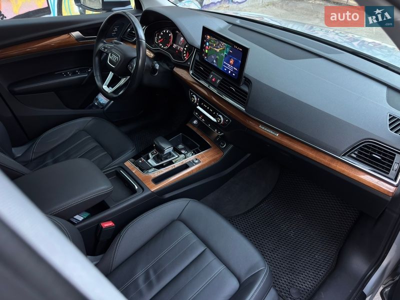 Внедорожник / Кроссовер Audi Q5 2021 в Днепре