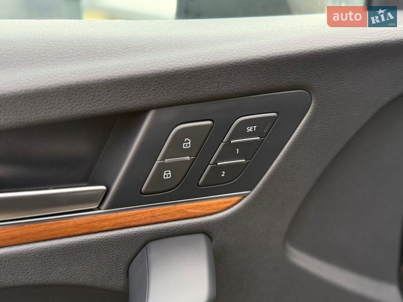 Внедорожник / Кроссовер Audi Q5 2023 в Стрые