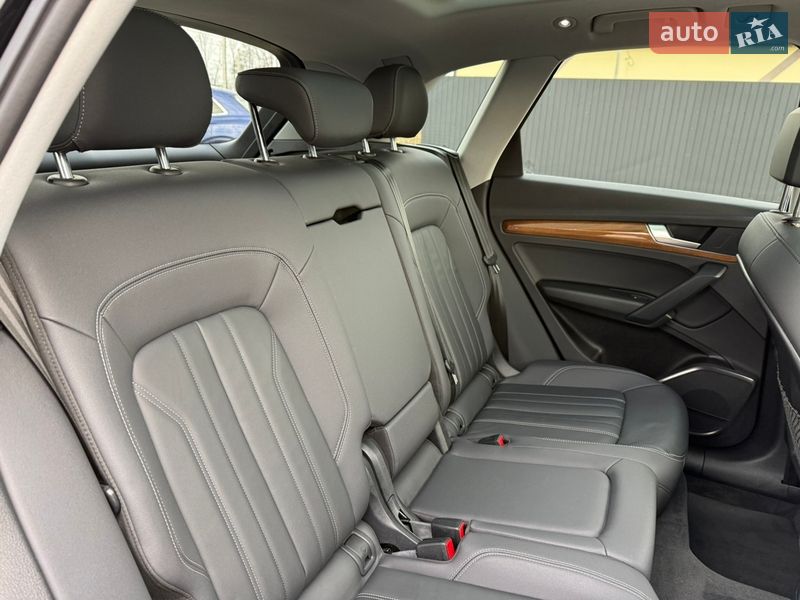 Внедорожник / Кроссовер Audi Q5 2023 в Стрые