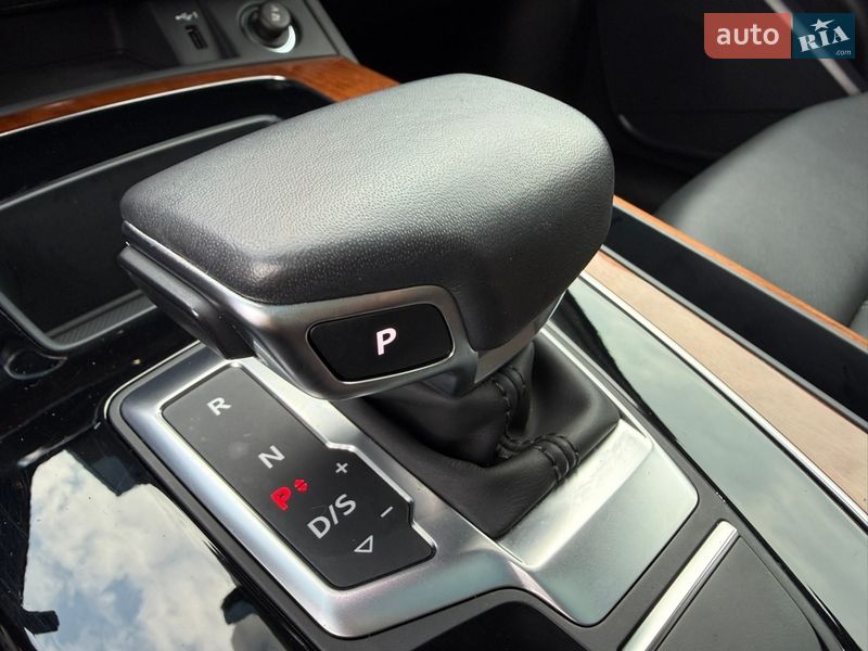 Внедорожник / Кроссовер Audi Q5 2023 в Стрые