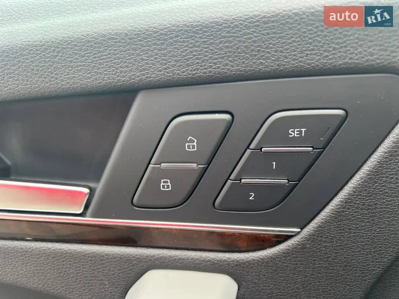 Audi Q5 2018 VIN WA1BNAFY5J2196689 фото оголошення 4 з 63