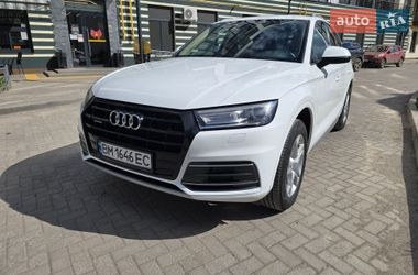 Позашляховик / Кросовер Audi Q5 2017 в Ромнах