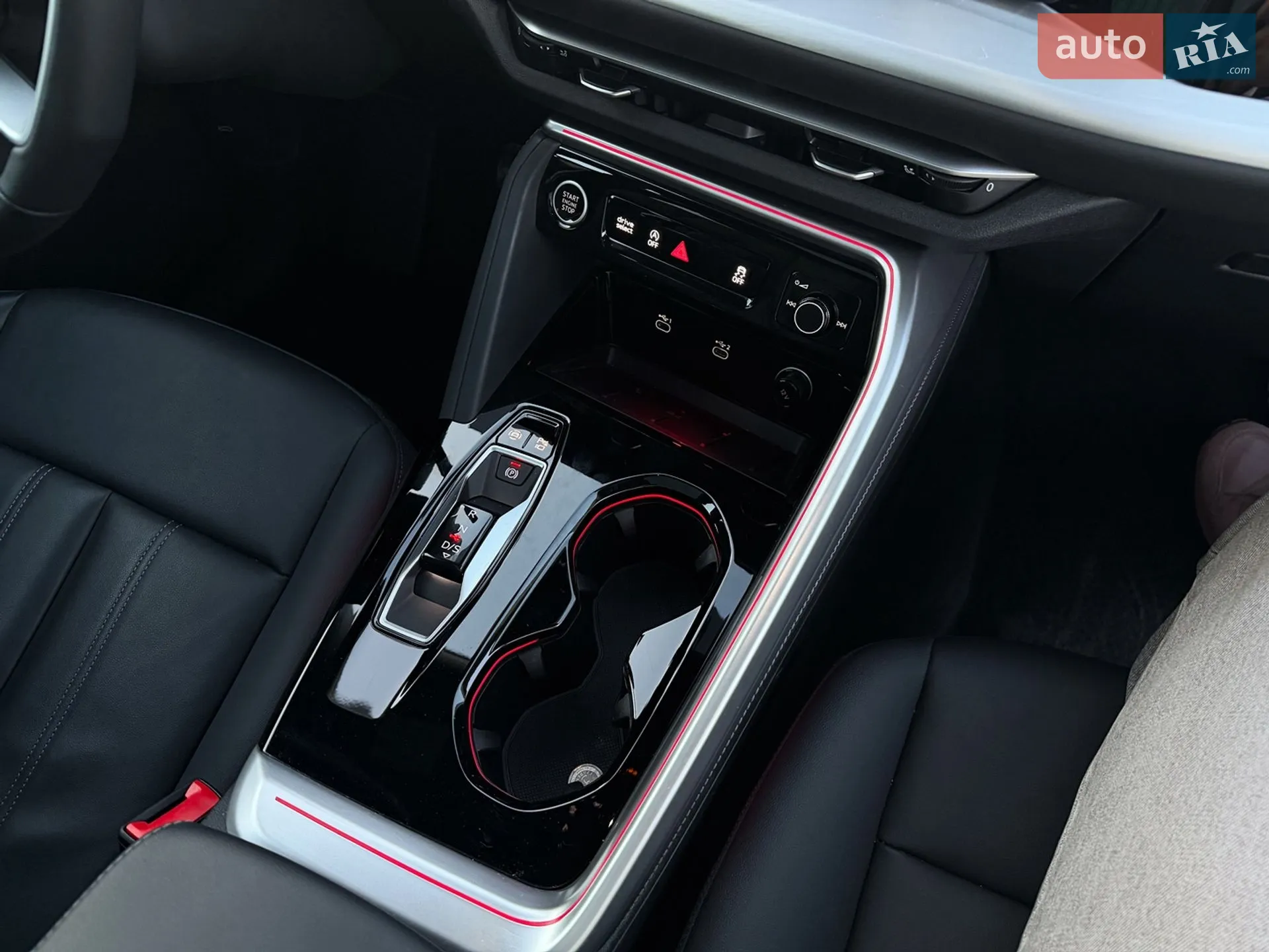 2025 Audi Q5 - мініатюра 19