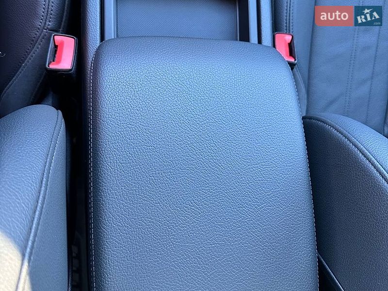 Позашляховик / Кросовер Audi Q5 2020 в Києві