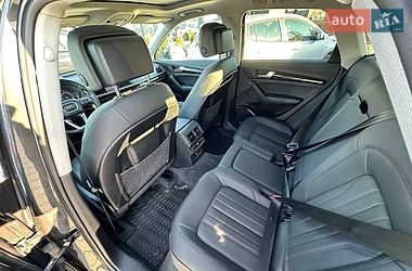Позашляховик / Кросовер Audi Q5 2020 в Києві