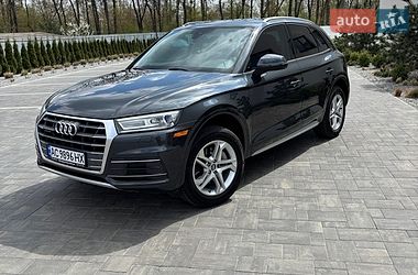Позашляховик / Кросовер Audi Q5 2016 в Луцьку